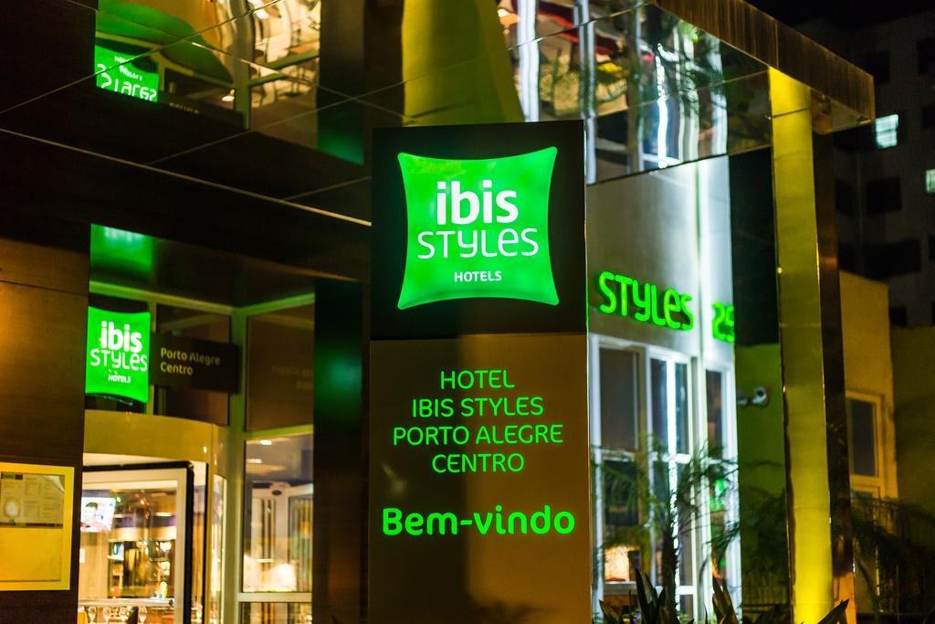 Hotel Ibis Styles Porto Alegre Centro Exterior foto